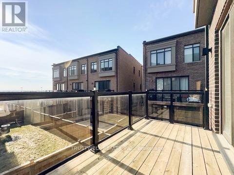 49 Fancamp Drive, Vaughan, Ontario  L6A 4Z1 - Photo 8 - N13214952