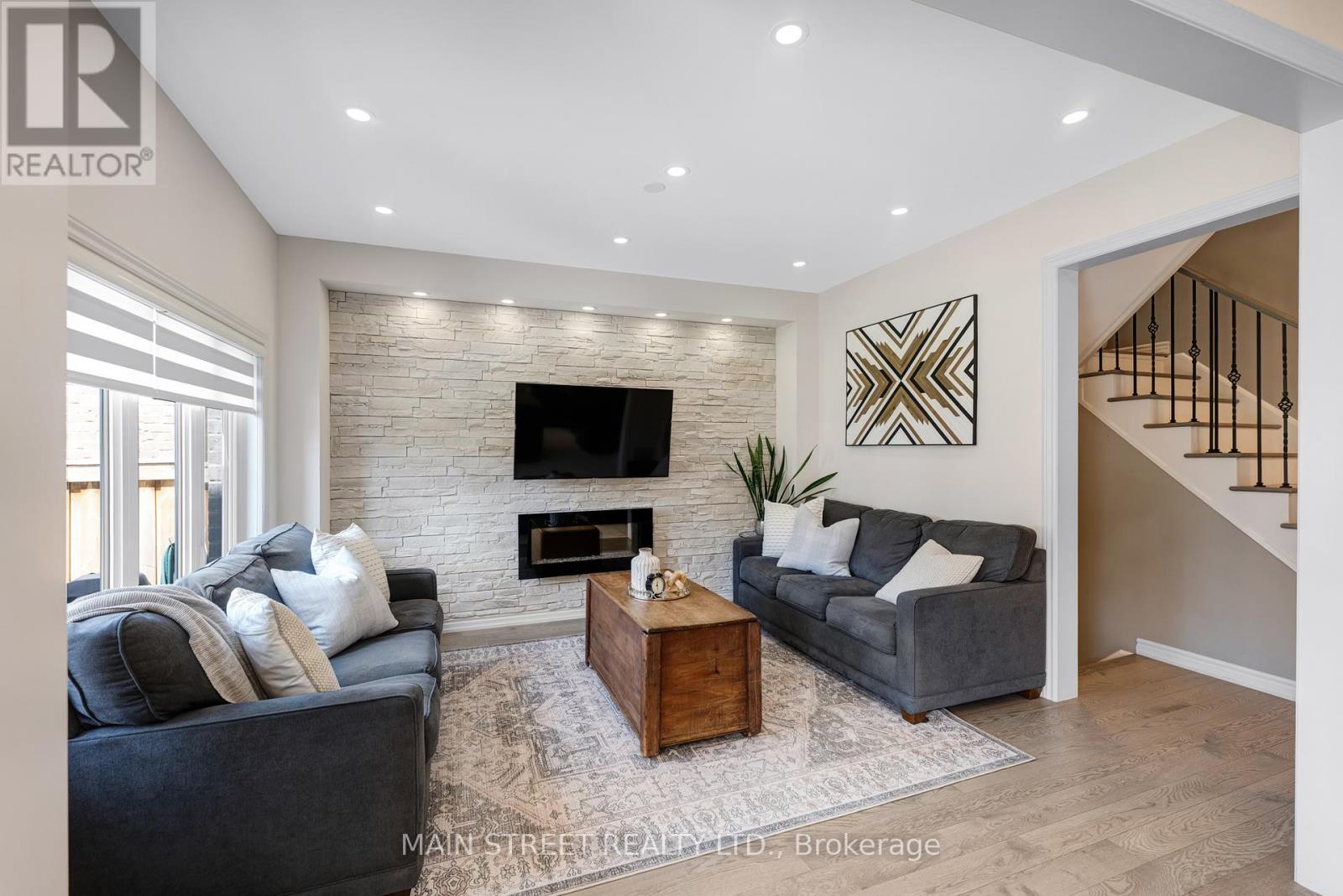 1518 Emberton Way, Innisfil, Ontario  L9S 0L6 - Photo 10 - N13214980