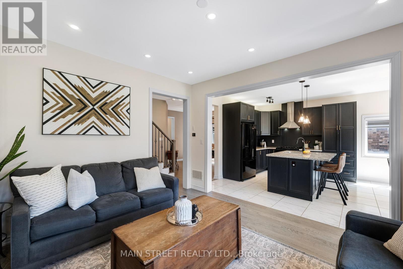 1518 Emberton Way, Innisfil, Ontario  L9S 0L6 - Photo 12 - N13214980