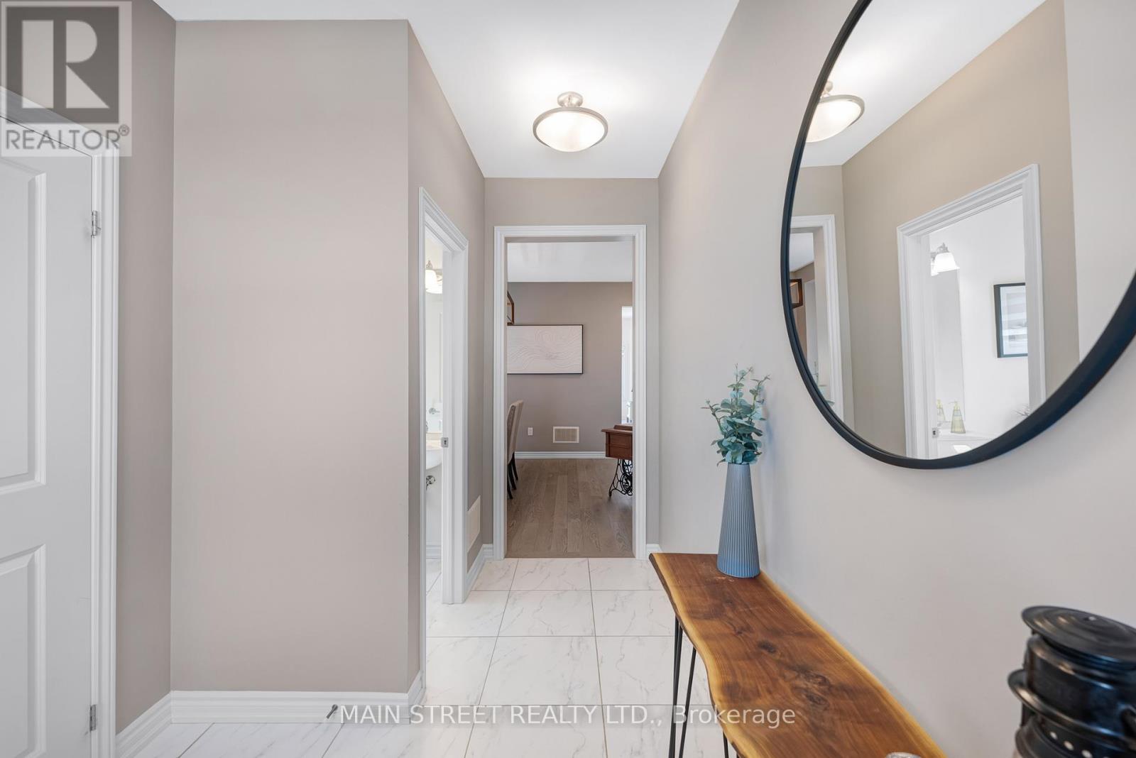1518 Emberton Way, Innisfil, Ontario  L9S 0L6 - Photo 2 - N13214980