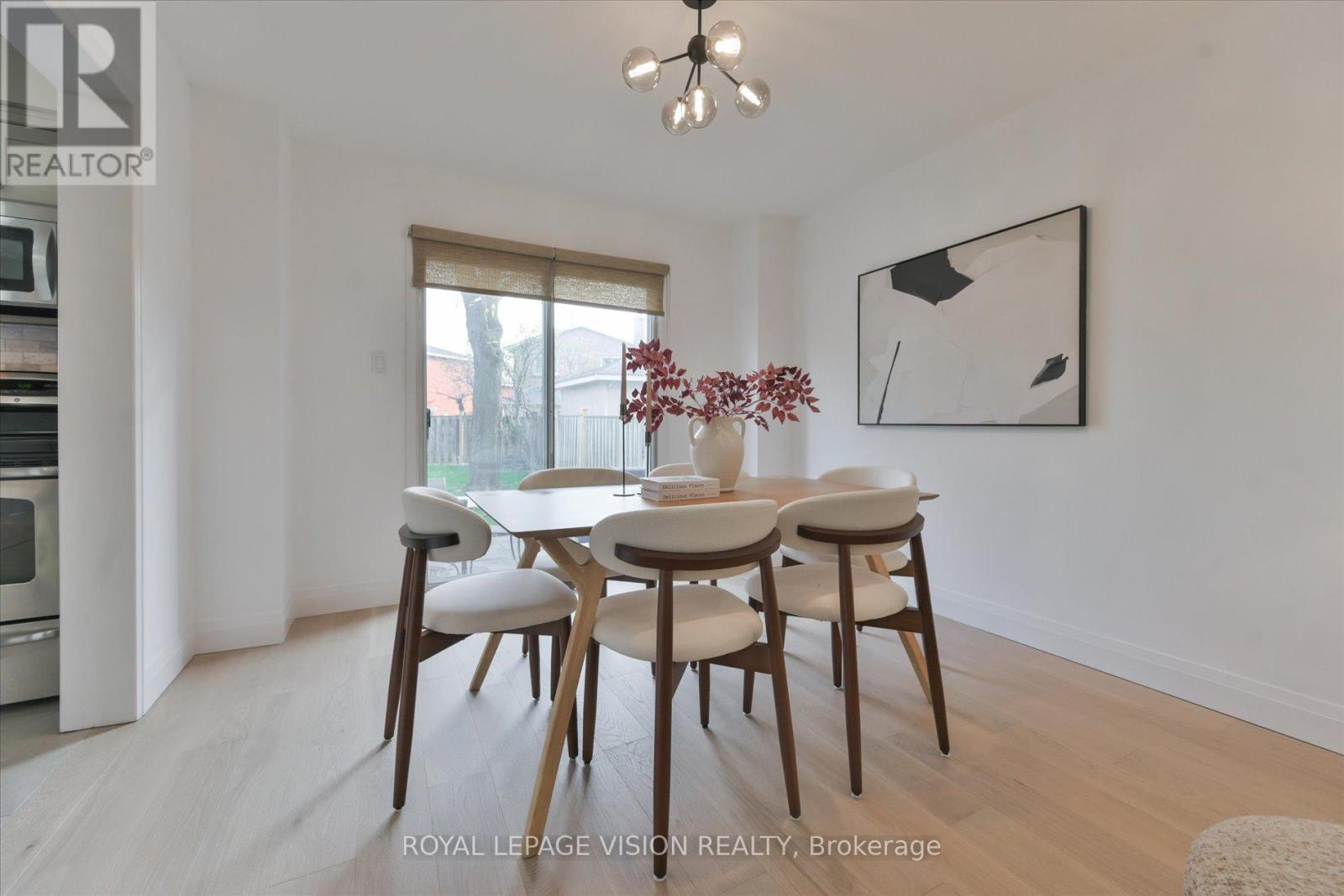 126 Richbell Street, Vaughan, Ontario  L4J 5X2 - Photo 9 - N13215016