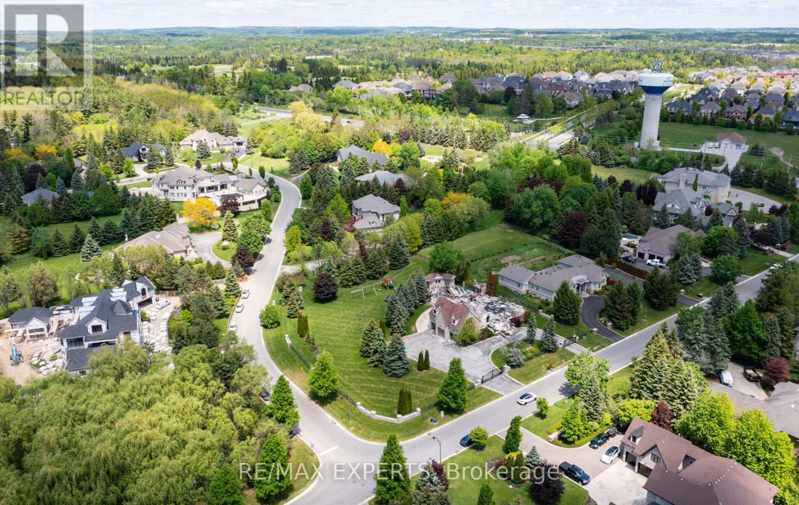 76 Forest Heights Boulevard, Vaughan, Ontario  L0J 1C0 - Photo 3 - N13215018