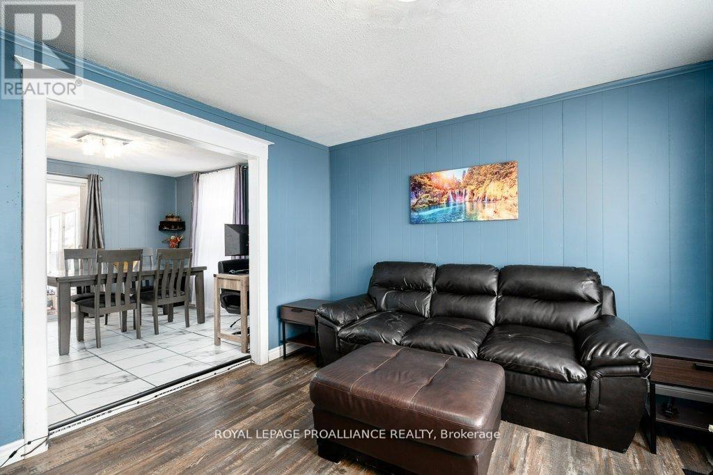 17 Meyers Street, Quinte West, Ontario  K8V 1W5 - Photo 14 - X13058850