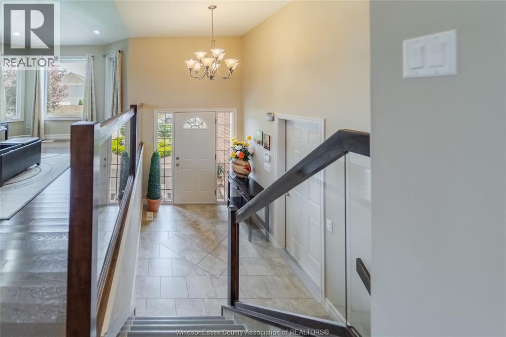 1423 Oakwood, Lakeshore, Ontario  N0R 1A0 - Photo 6 - 26012347