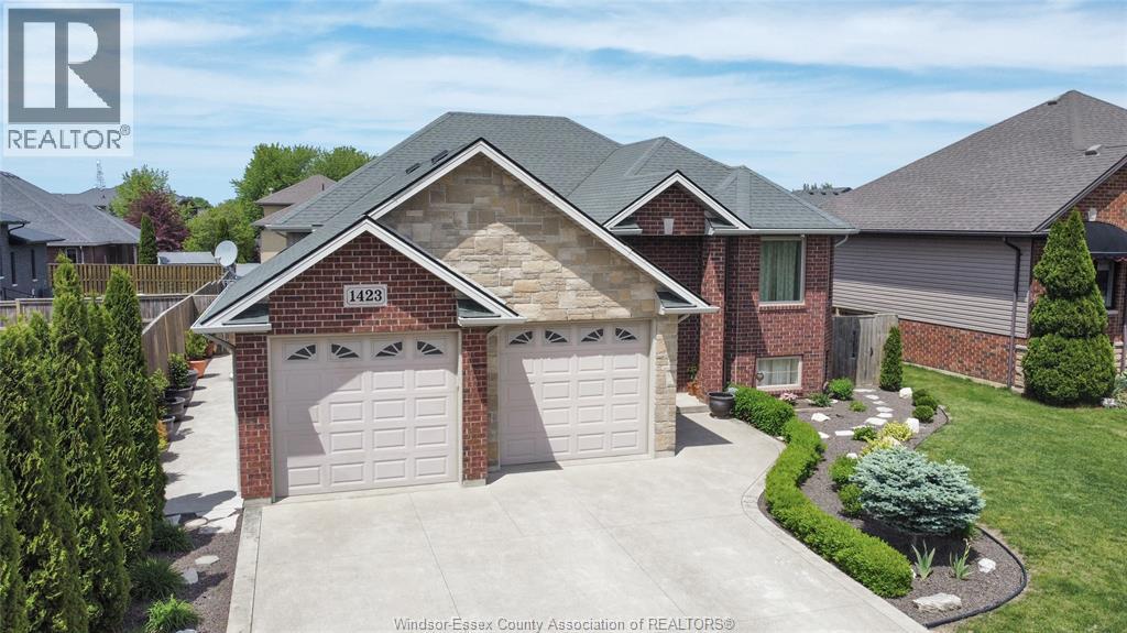 1423 Oakwood, Lakeshore, Ontario  N0R 1A0 - Photo 47 - 26012347