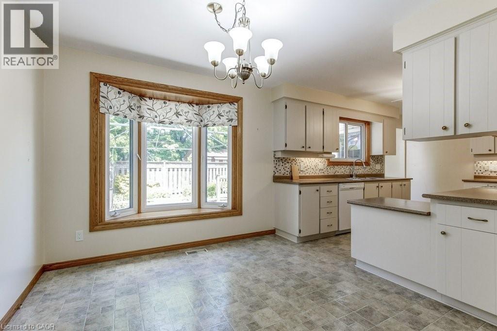 70 Graystone Drive, Hamilton, Ontario  L9C 4R8 - Photo 11 - 40834681