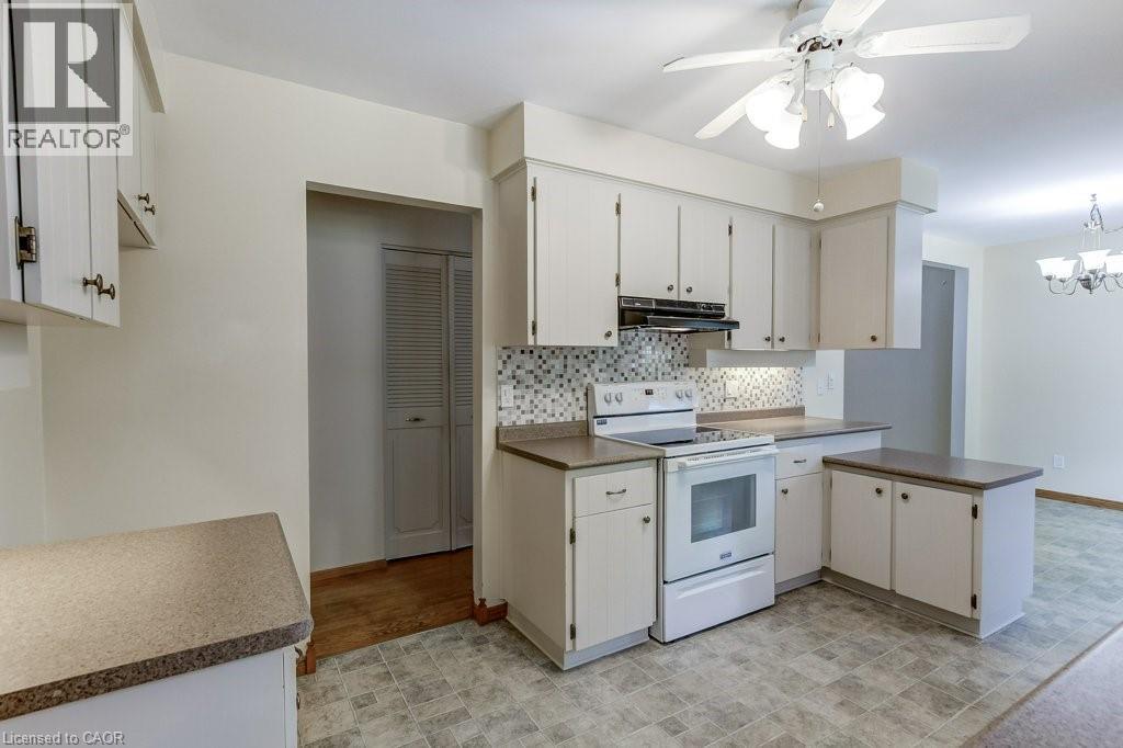 70 Graystone Drive, Hamilton, Ontario  L9C 4R8 - Photo 17 - 40834681