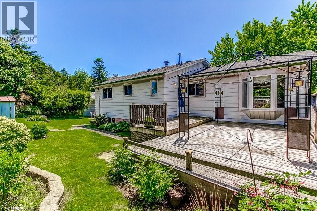 70 Graystone Drive, Hamilton, Ontario  L9C 4R8 - Photo 39 - 40834681
