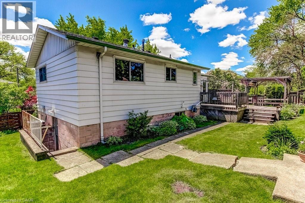 70 Graystone Drive, Hamilton, Ontario  L9C 4R8 - Photo 43 - 40834681