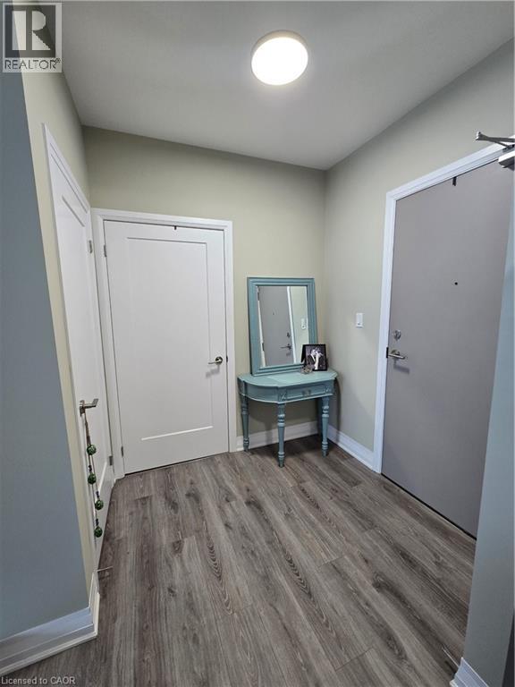10 Concord Place Unit# 521, Grimsby, Ontario  L3M 0G6 - Photo 2 - 40834645