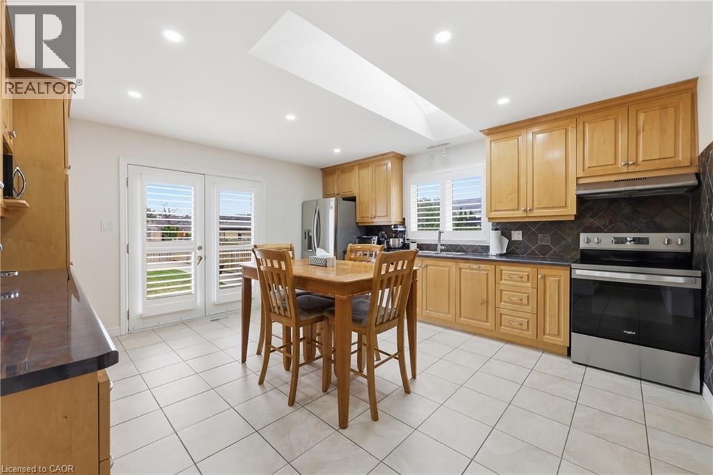 58 Kilbourn Avenue, Stoney Creek, Ontario  L8G 3E2 - Photo 18 - 40833947