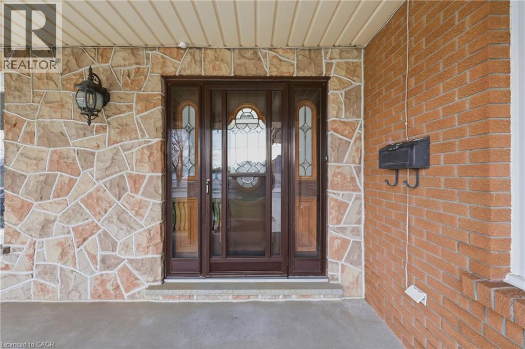 58 Kilbourn Avenue, Stoney Creek, Ontario  L8G 3E2 - Photo 9 - 40833947