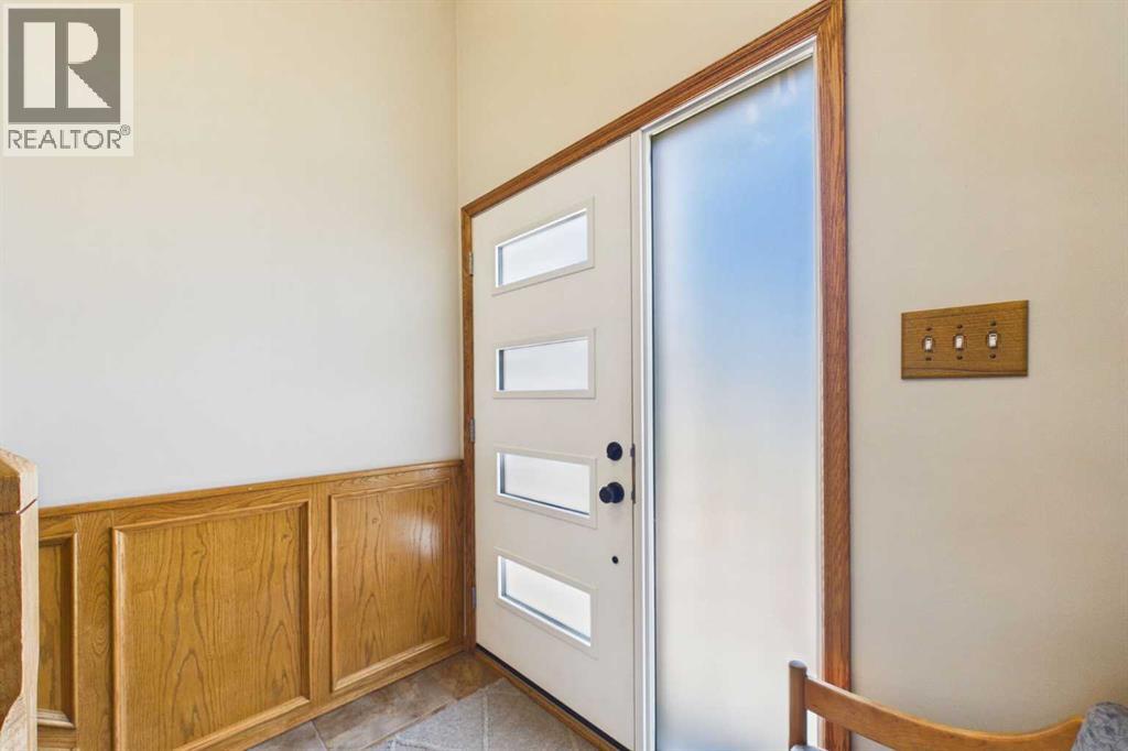 3740 43a Avenue, Red Deer, Alberta  T4N 3G3 - Photo 2 - A2315146