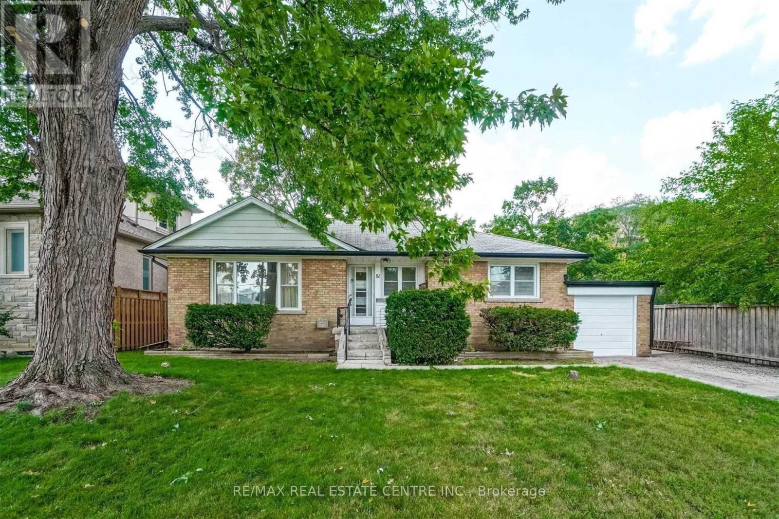 81 DUNBAR ROAD, Mississauga, Ontario