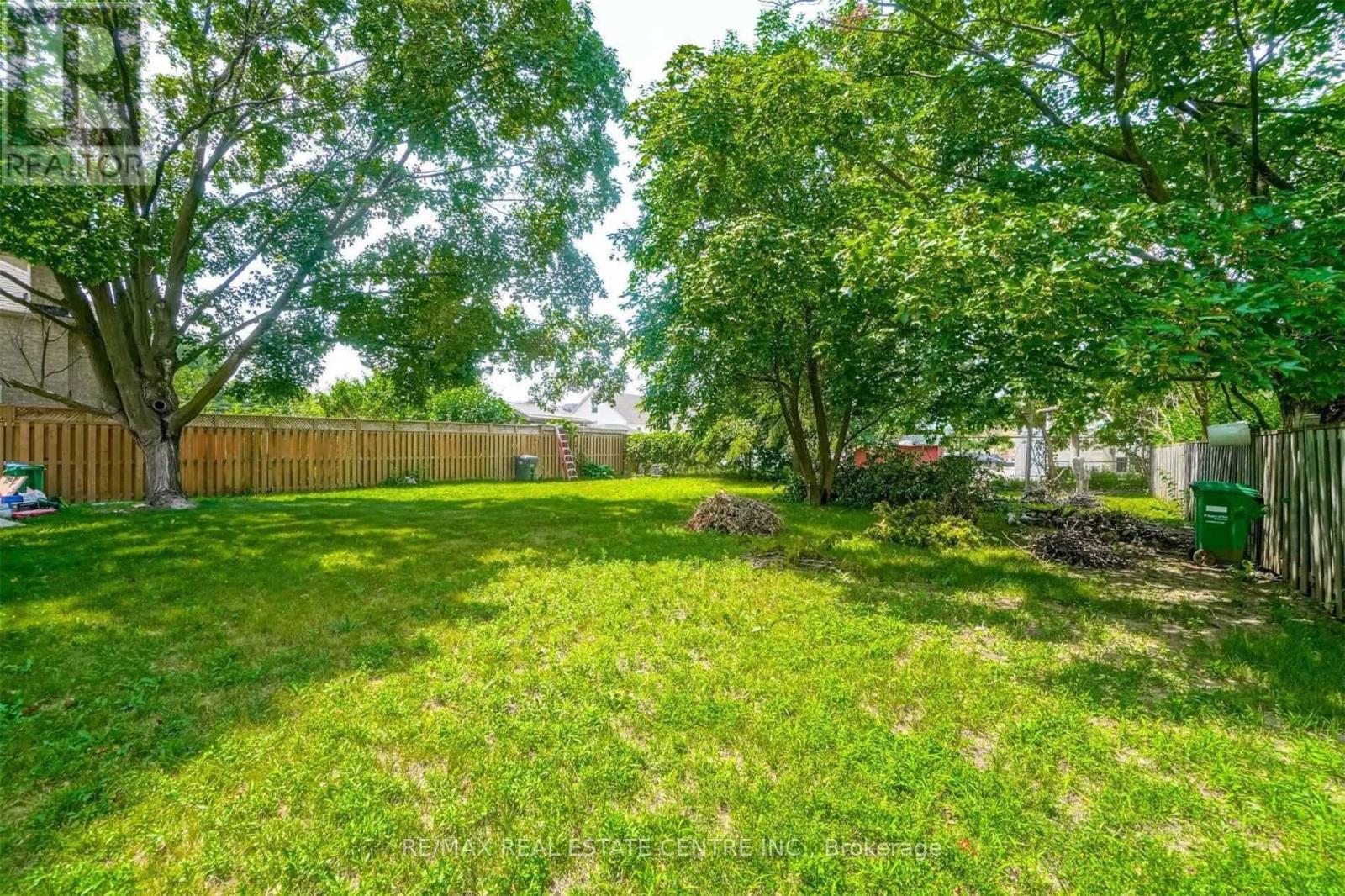 81 Dunbar Road, Mississauga, Ontario  L5B 1G5 - Photo 5 - W13214902