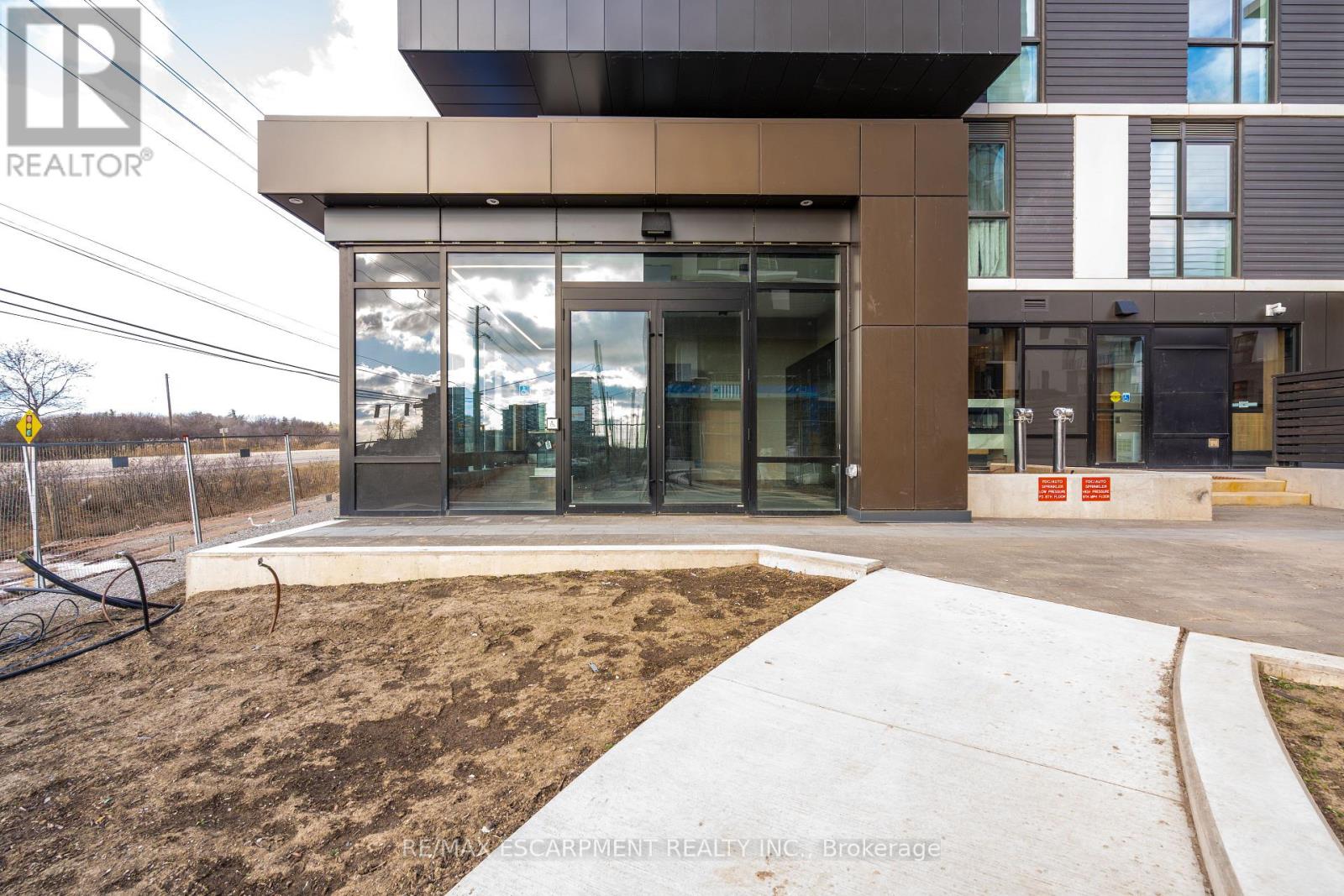 906 - 345 Wheat Boom Drive, Oakville, Ontario  L6H 7X4 - Photo 6 - W13214940
