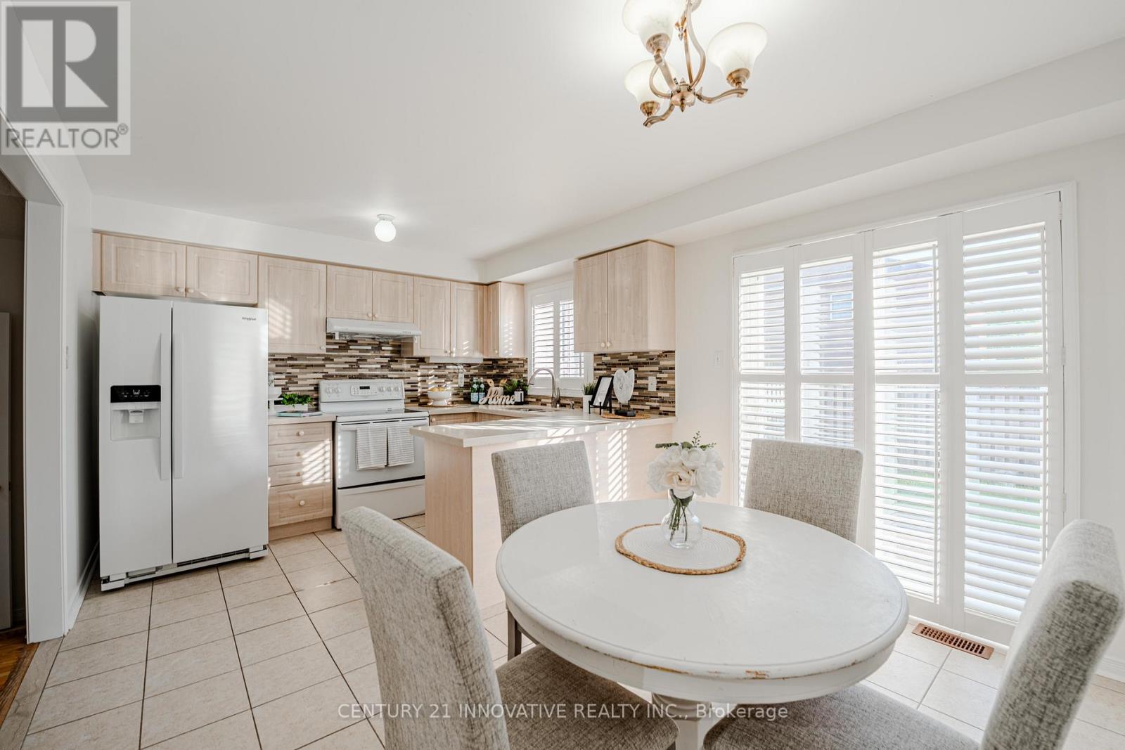5648 Volpe Avenue, Mississauga, Ontario  L5V 3A6 - Photo 13 - W13214942