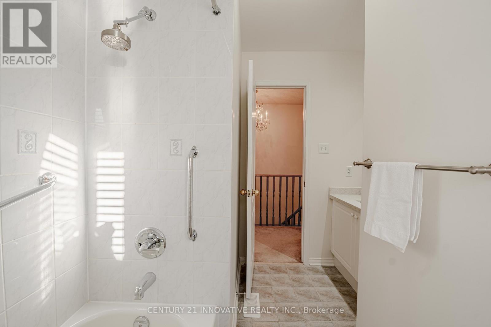 5648 Volpe Avenue, Mississauga, Ontario  L5V 3A6 - Photo 30 - W13214942