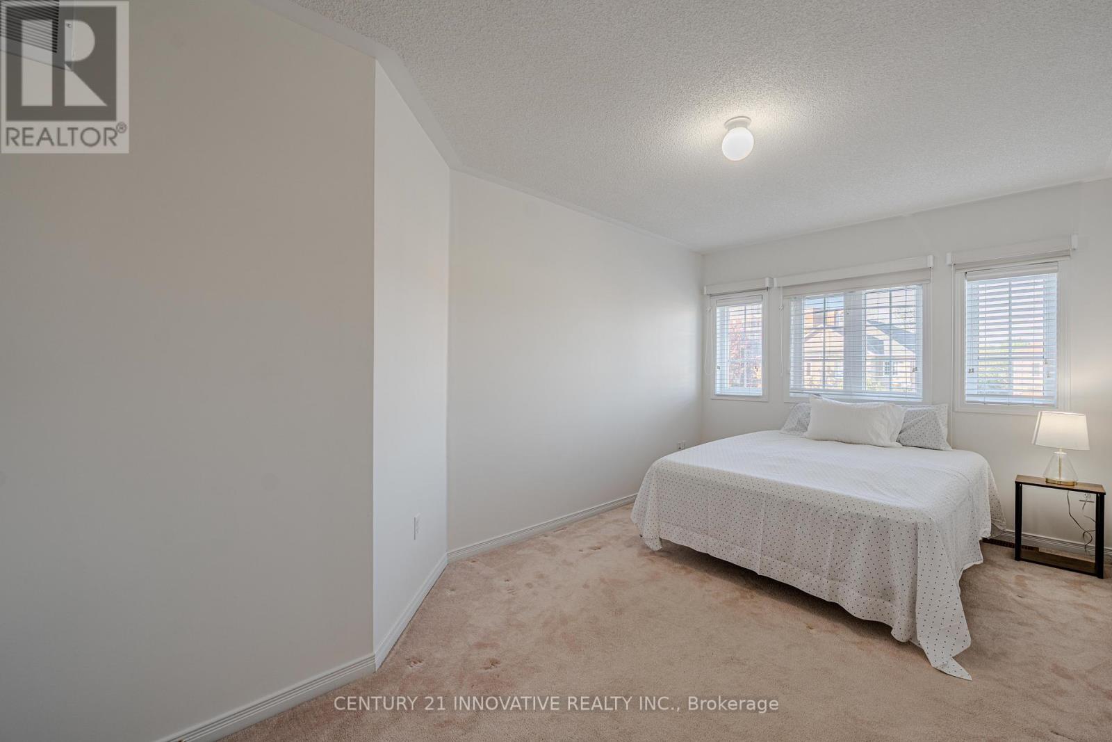 5648 Volpe Avenue, Mississauga, Ontario  L5V 3A6 - Photo 36 - W13214942