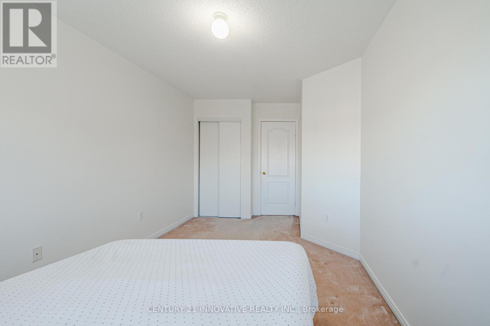 5648 Volpe Avenue, Mississauga, Ontario  L5V 3A6 - Photo 37 - W13214942