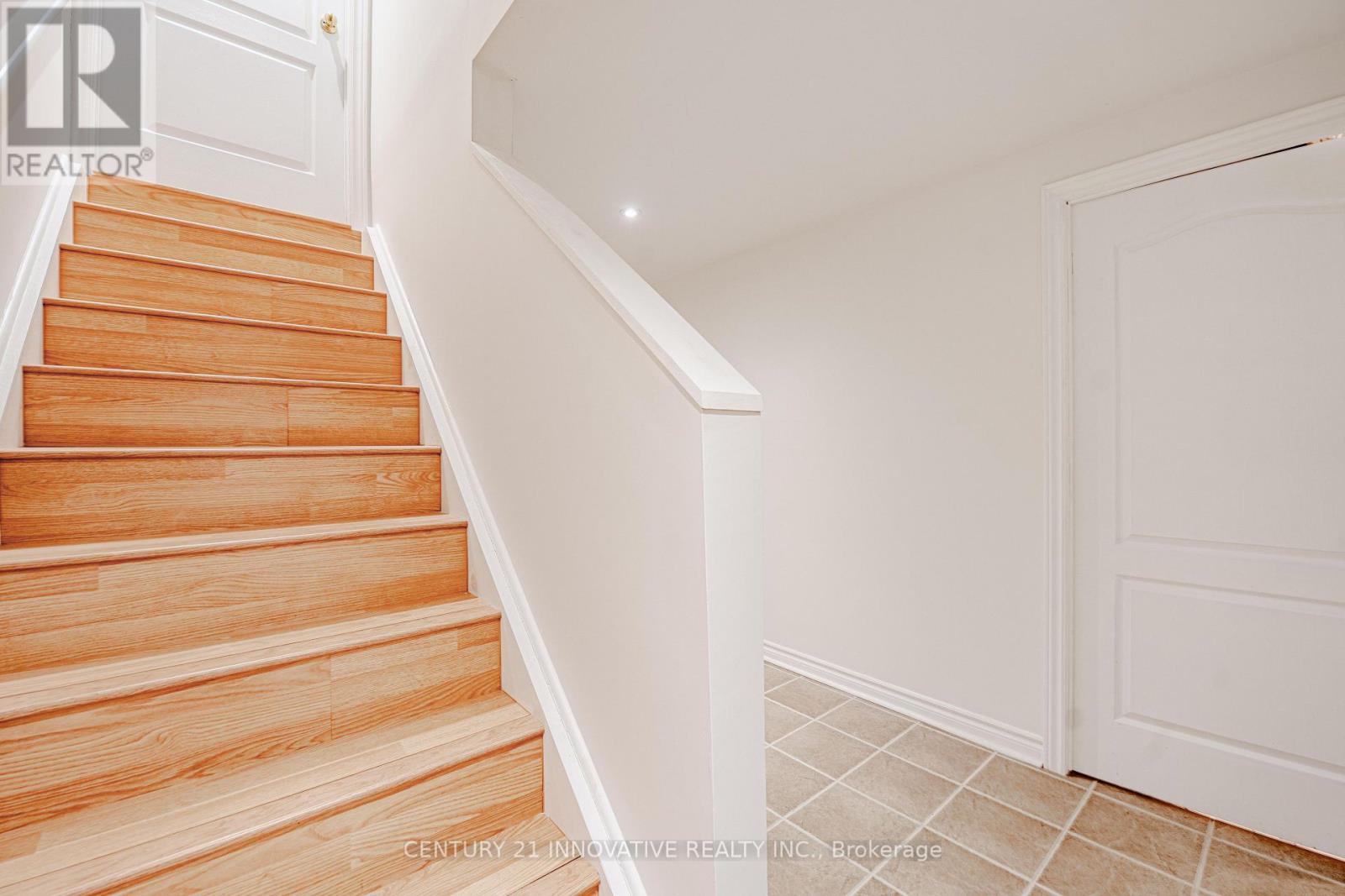 5648 Volpe Avenue, Mississauga, Ontario  L5V 3A6 - Photo 38 - W13214942
