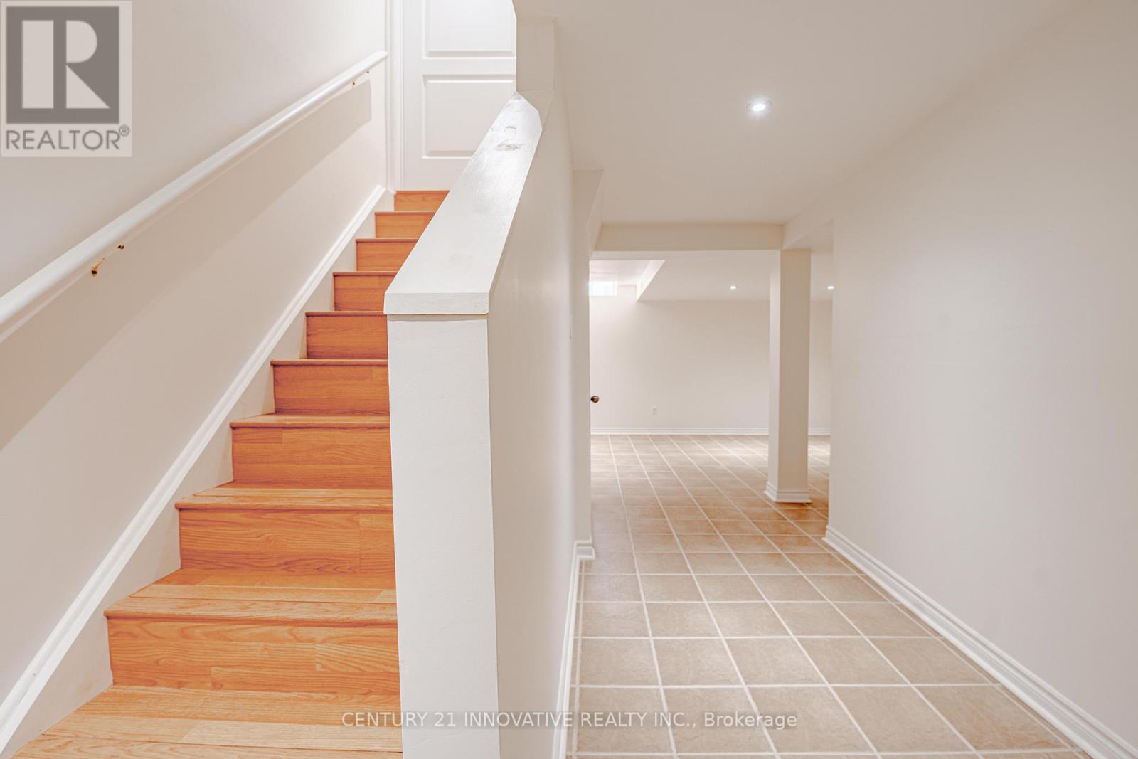 5648 Volpe Avenue, Mississauga, Ontario  L5V 3A6 - Photo 39 - W13214942