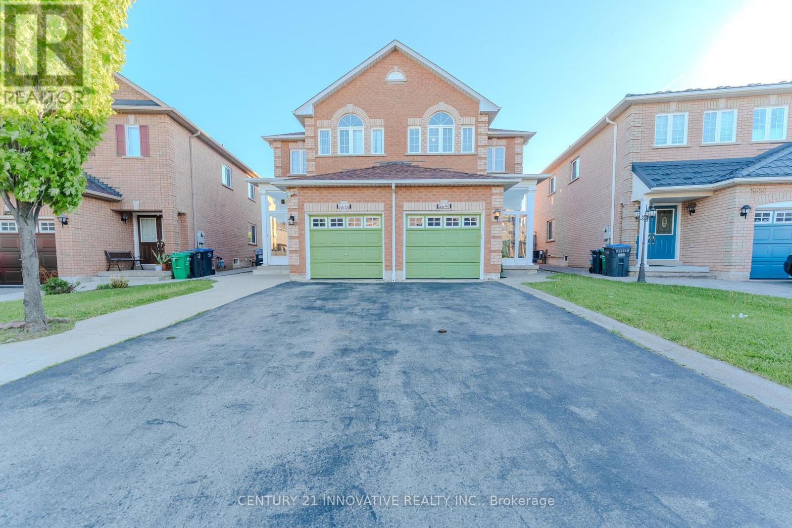 5648 Volpe Avenue, Mississauga, Ontario  L5V 3A6 - Photo 4 - W13214942
