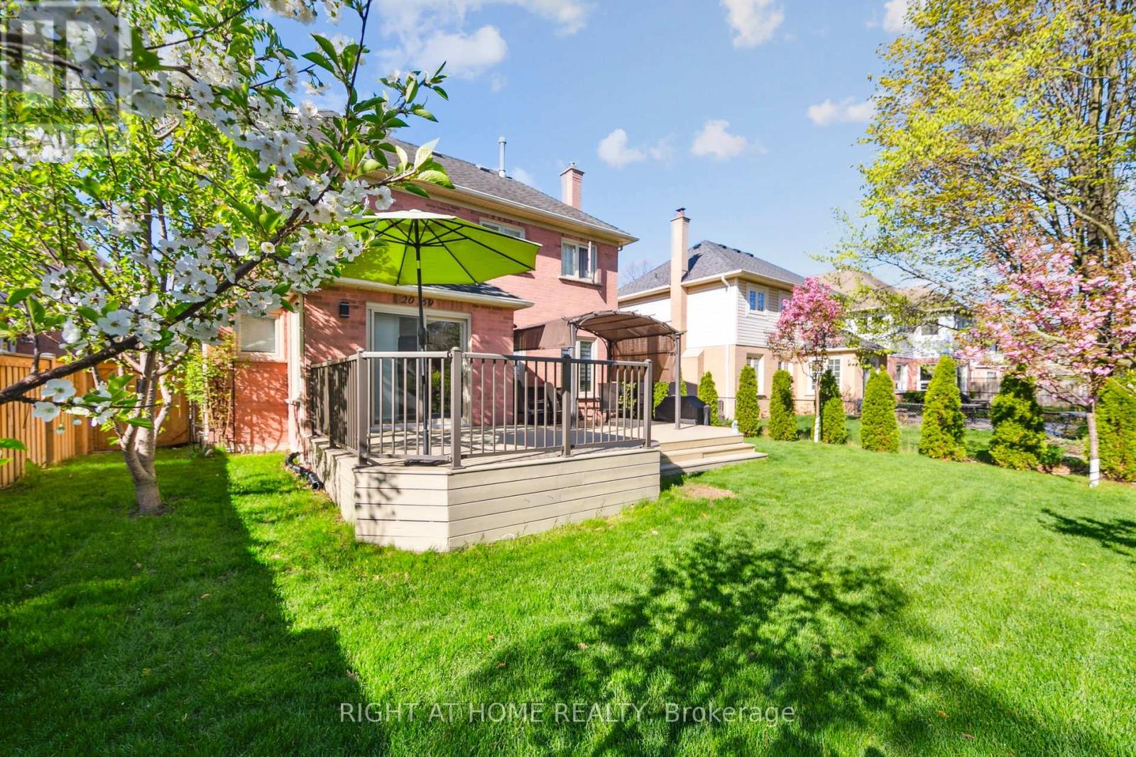 2069 Waterbridge Drive N, Burlington, Ontario  L7M 3W2 - Photo 46 - W13215002