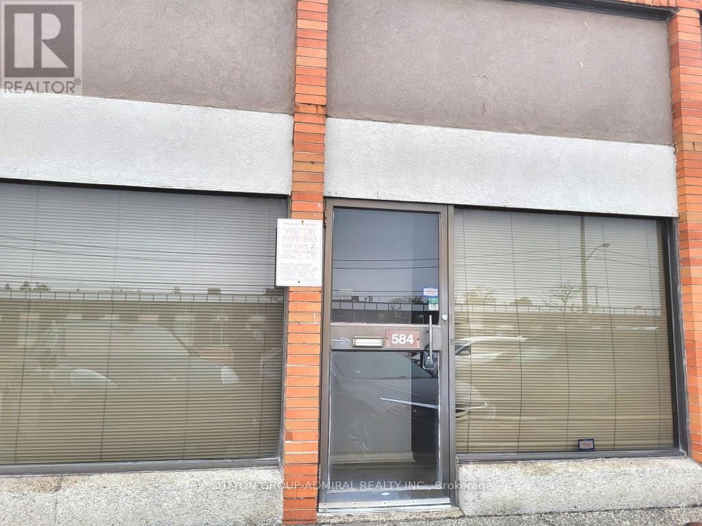 474 Champagne Drive, Toronto, Ontario  M3J 2T9 - Photo 22 - W13215012