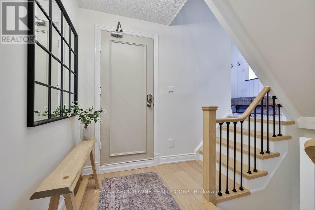 2478 Cavendish Drive, Burlington, Ontario  L7P 3T9 - Photo 30 - W13215028