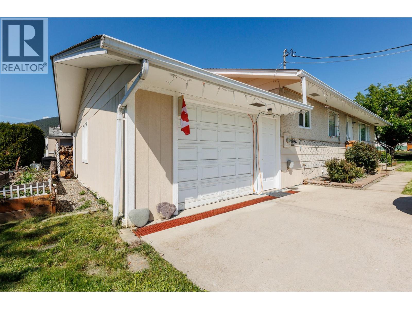 1924 Ash Street, Creston, British Columbia V0B 1G5 - Photo 27 - 10386616