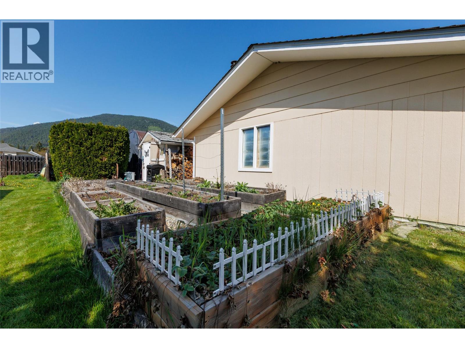 1924 Ash Street, Creston, British Columbia V0B 1G5 - Photo 21 - 10386616