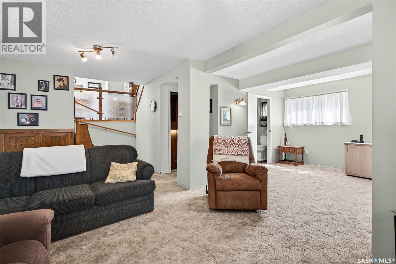 1381 Prince Crescent, Moose Jaw, Saskatchewan  S6H 6E6 - Photo 37 - SK037266