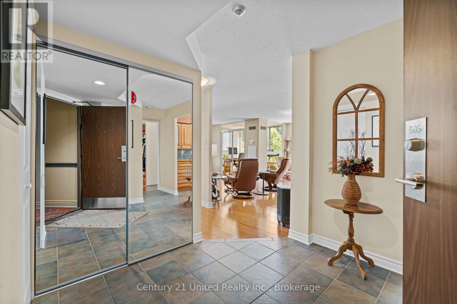 505 - 1485 Lakeshore Road E, Mississauga, Ontario  L5E 3G2 - Photo 2 - W13215258
