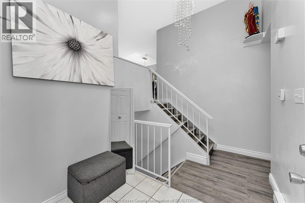 8245 Enfield Place, Windsor, Ontario  N8S 4N2 - Photo 3 - 26012537