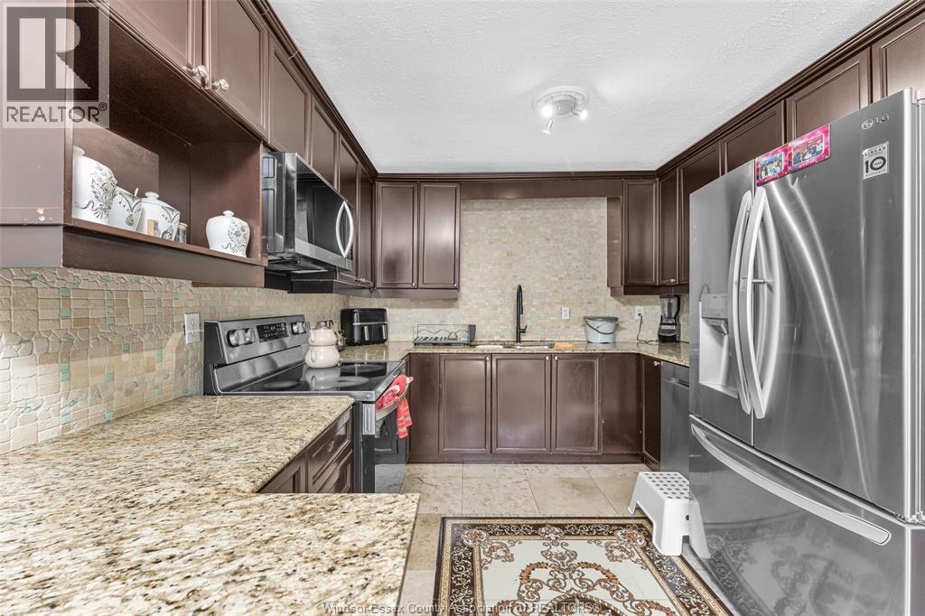 8245 Enfield Place, Windsor, Ontario  N8S 4N2 - Photo 9 - 26012537