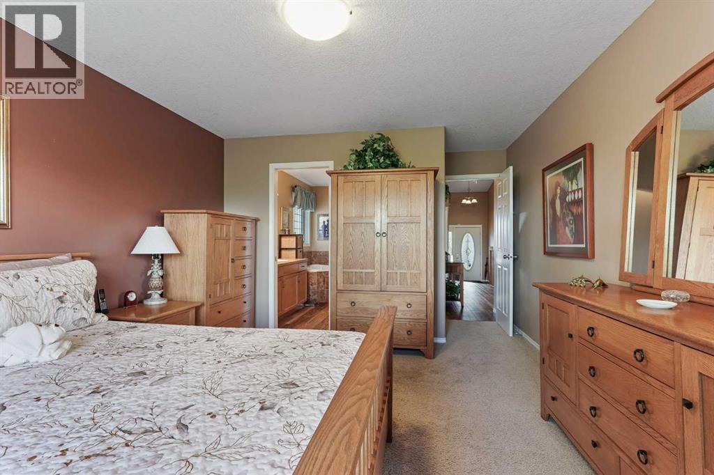 605 Sunridge Crescent W, Lethbridge, Alberta  T1J 0T4 - Photo 15 - A2314461