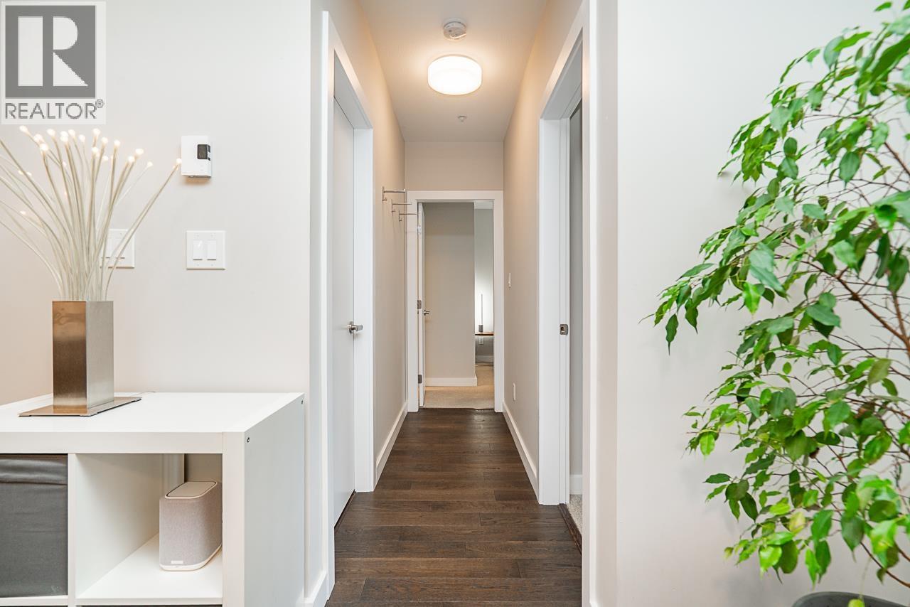 208 1330 Marine Drive, North Vancouver, British Columbia  V7P 1T4 - Photo 10 - R3108982