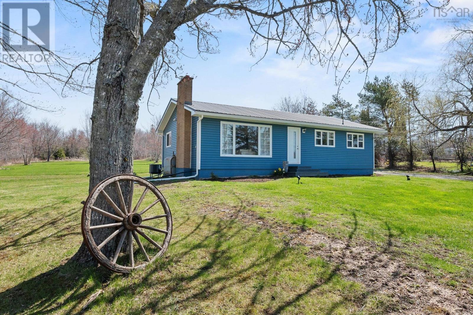 544 Lake Road, Noel, Nova Scotia