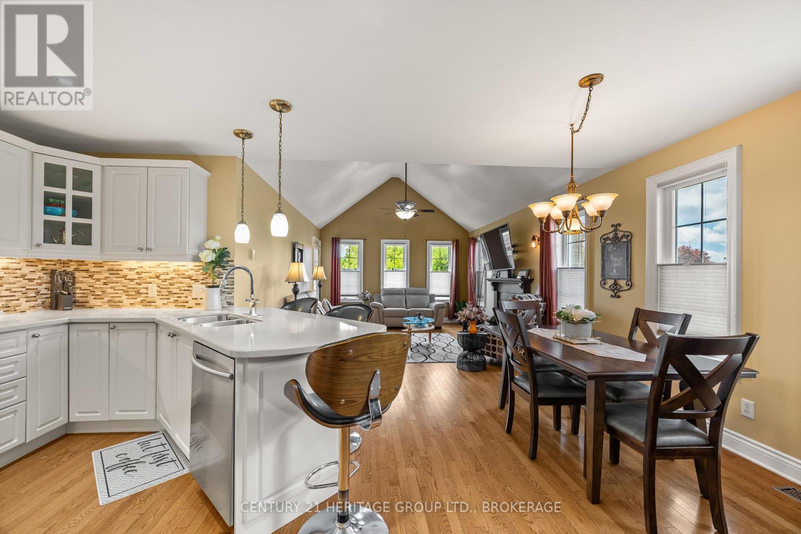 100 Britannia Crescent, Loyalist, Ontario  K0H 1G0 - Photo 17 - X13215182