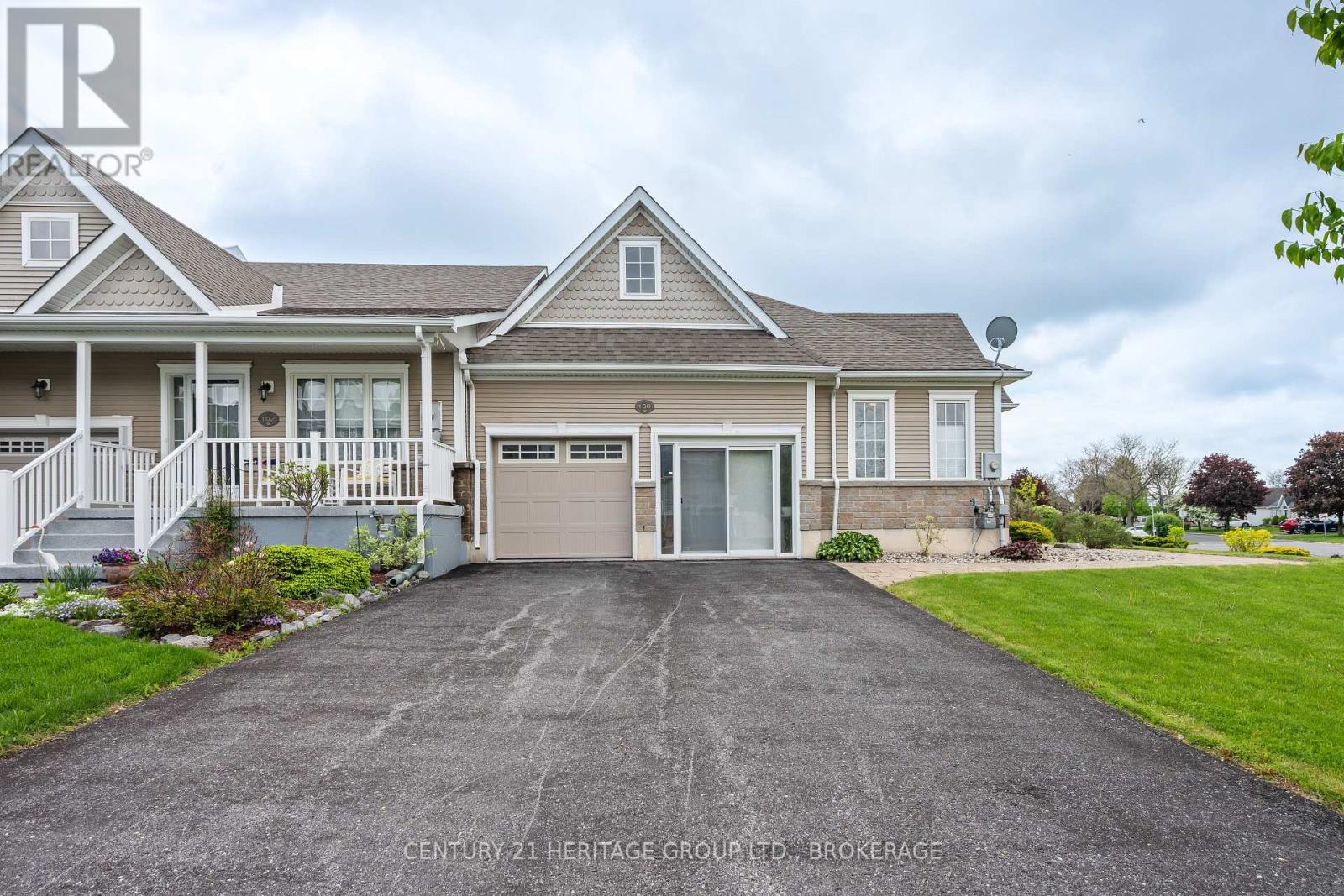 100 Britannia Crescent, Loyalist, Ontario  K0H 1G0 - Photo 2 - X13215182