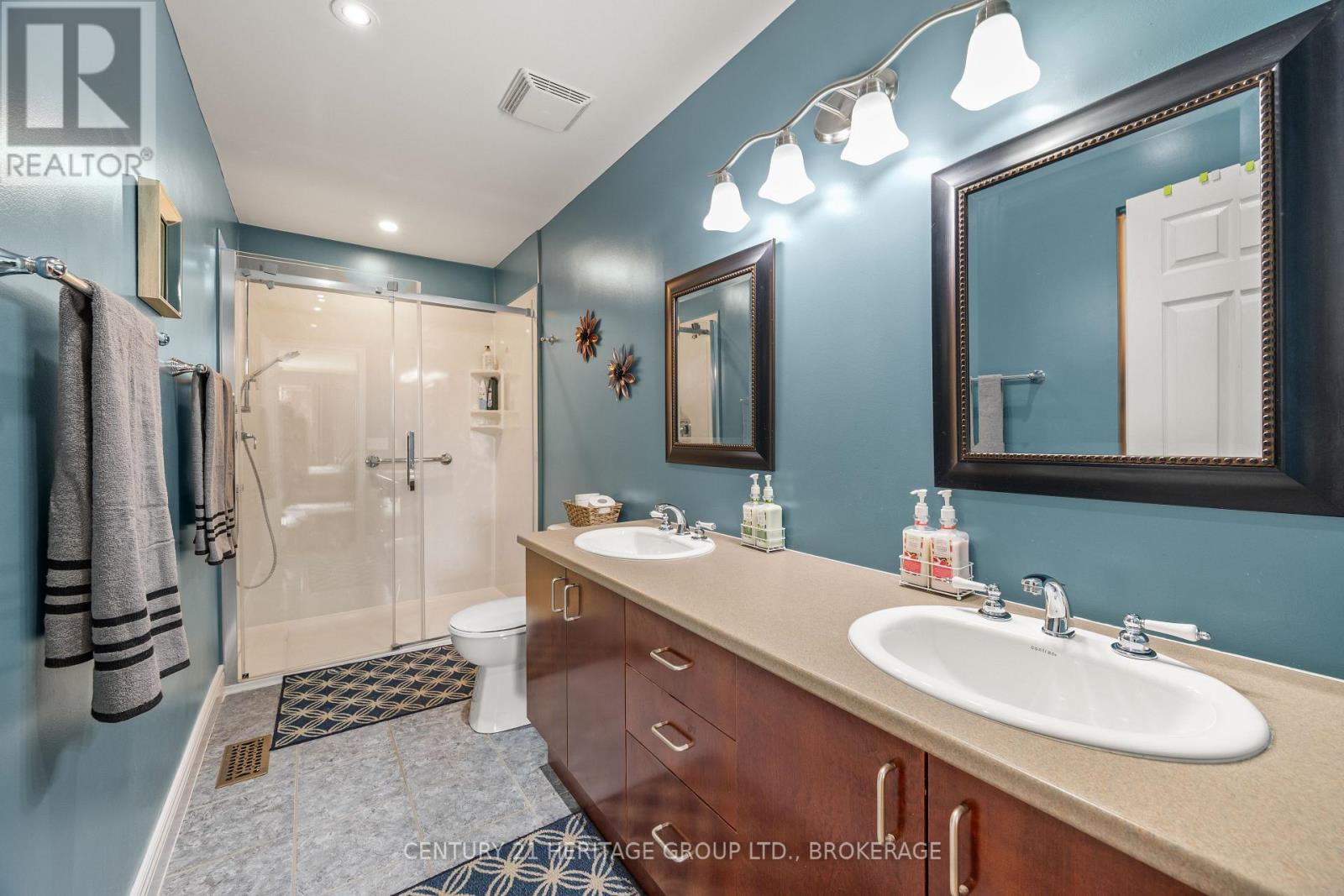 100 Britannia Crescent, Loyalist, Ontario  K0H 1G0 - Photo 34 - X13215182