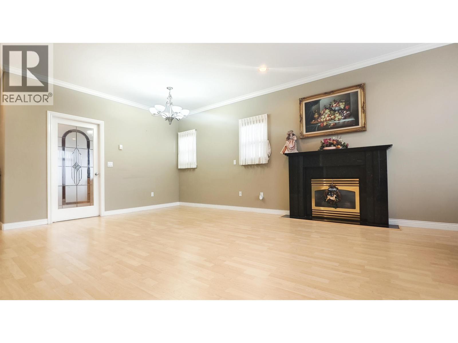 6060 Clinton Street, Burnaby, British Columbia  V5J 2M5 - Photo 1 - R3113003