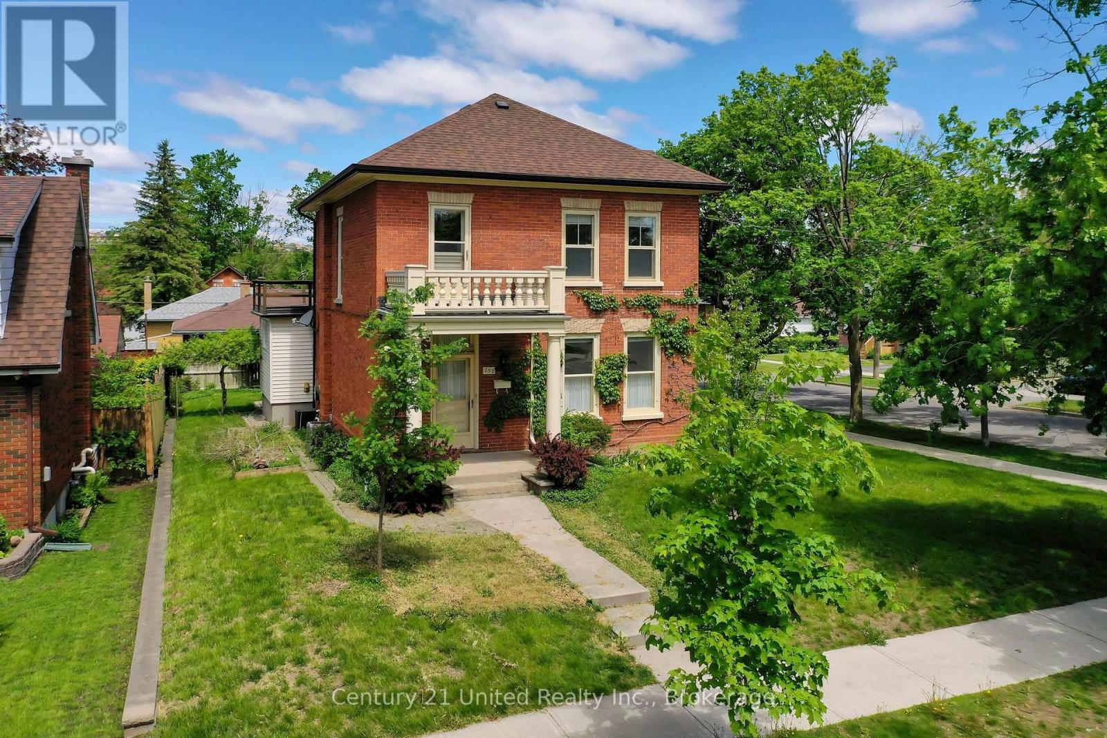 232 Bennet Street, Peterborough, Ontario  K9H 5B6 - Photo 2 - X13215116