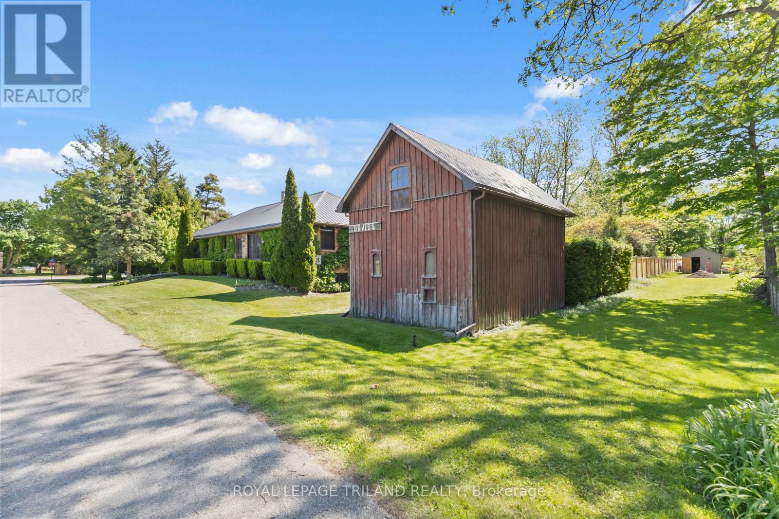 271 Anna Street, North Middlesex, Ontario  N0M 2K0 - Photo 43 - X13215072