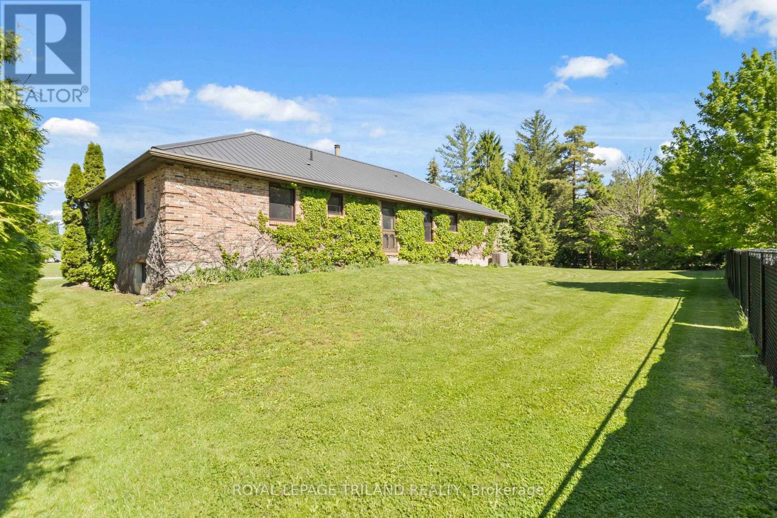 271 Anna Street, North Middlesex, Ontario  N0M 2K0 - Photo 46 - X13215072