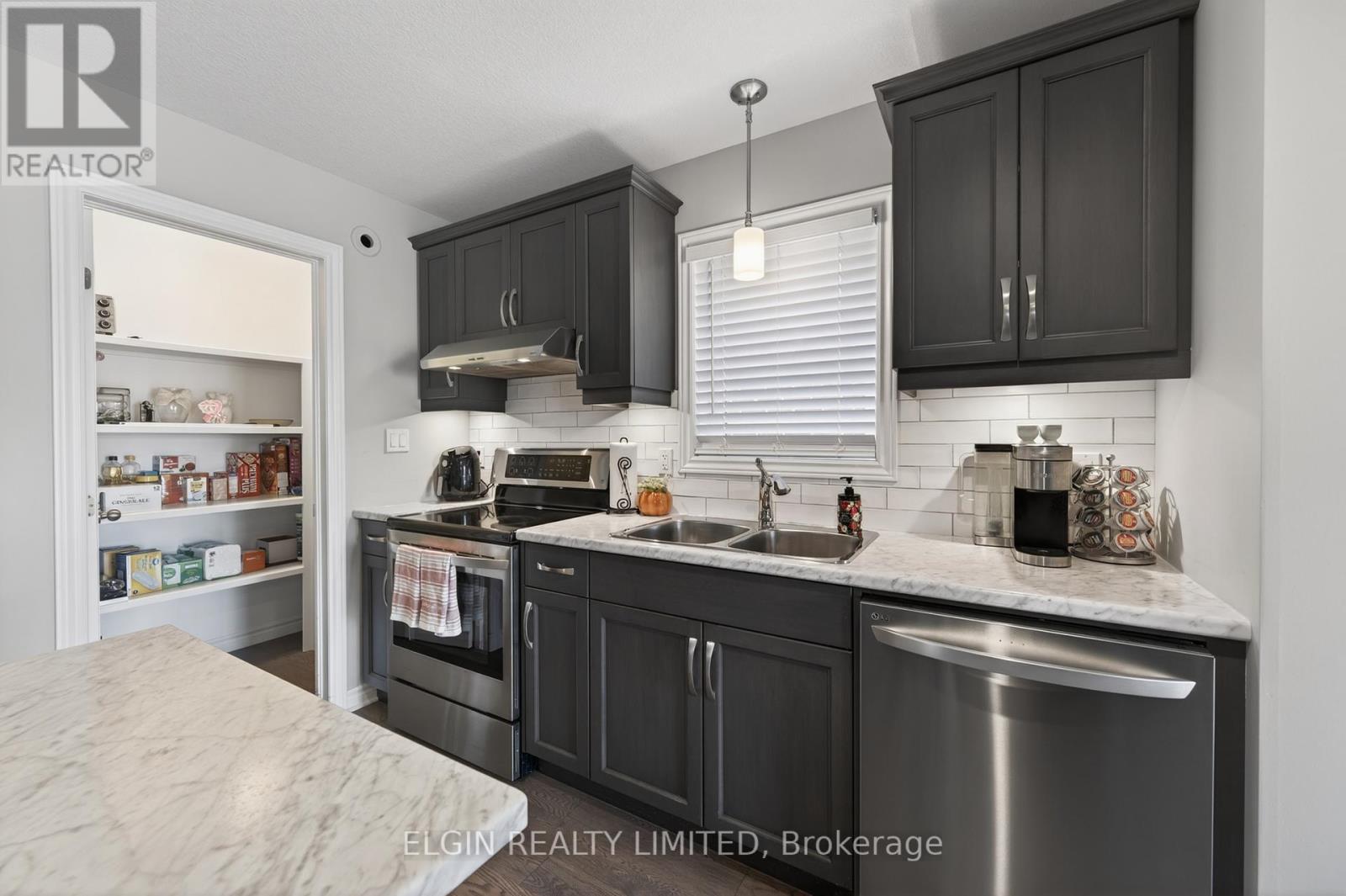 8 Ashberry Place, St. Thomas, Ontario  N5R 0H7 - Photo 11 - X13215080