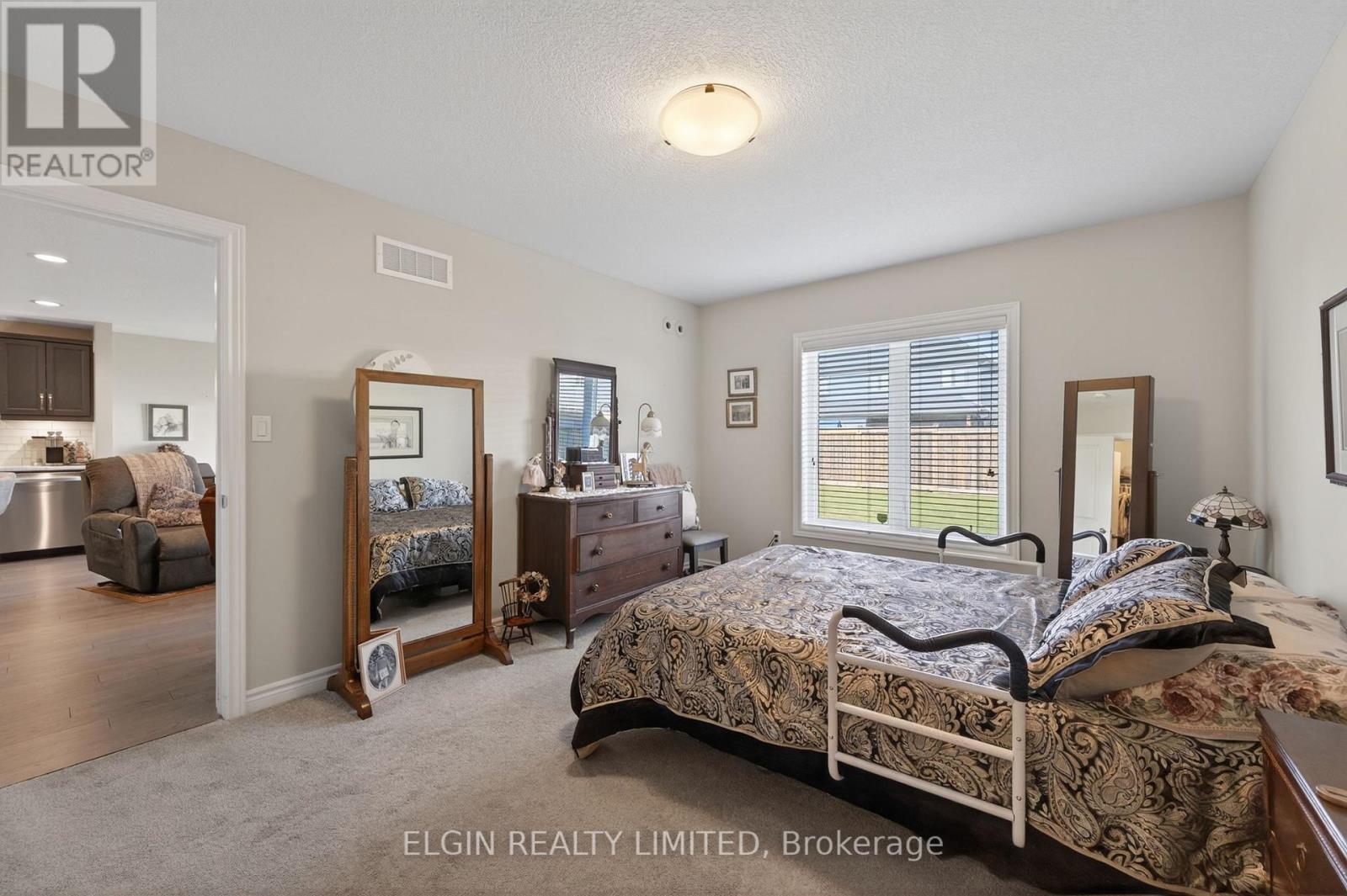 8 Ashberry Place, St. Thomas, Ontario  N5R 0H7 - Photo 18 - X13215080