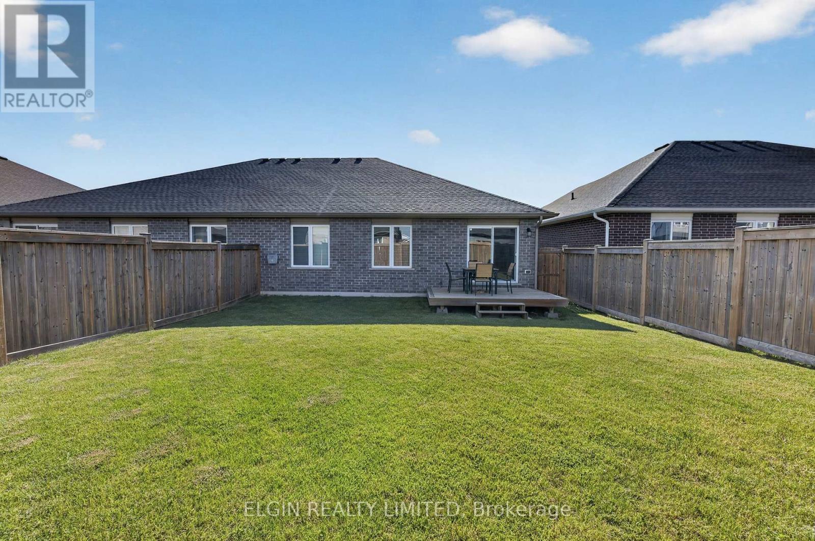 8 Ashberry Place, St. Thomas, Ontario  N5R 0H7 - Photo 26 - X13215080