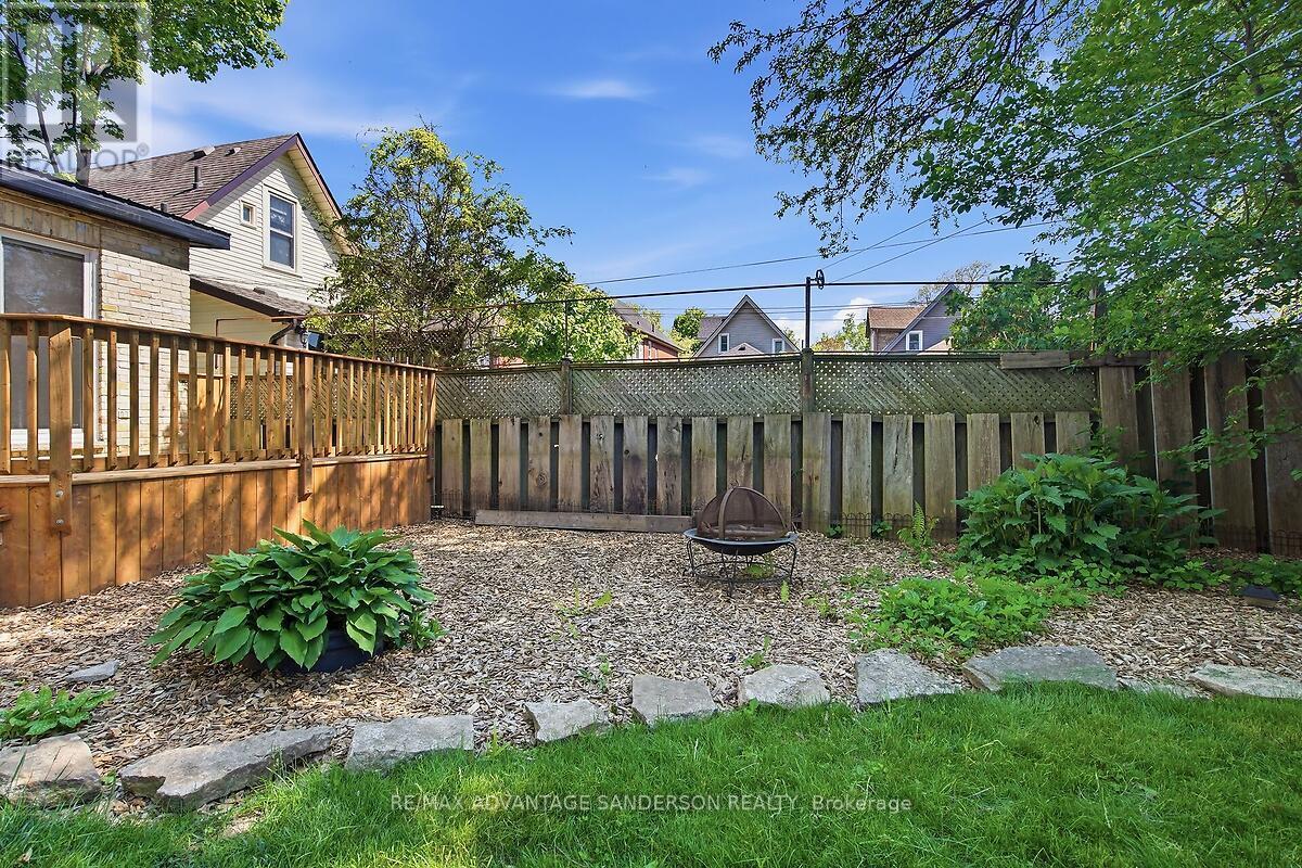 13 Brighton Street, London South, Ontario  N6C 3E3 - Photo 10 - X13215226